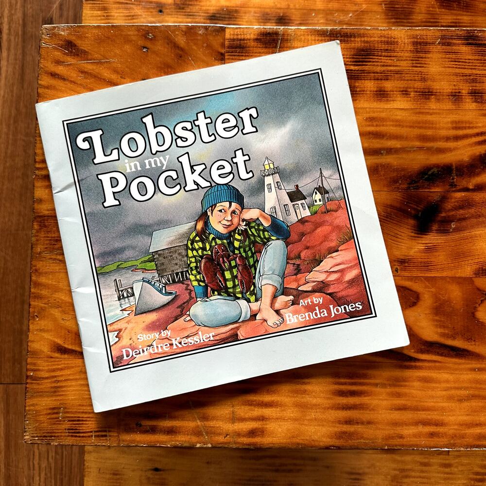 Vintage 1987 Lobster Pocket Paperback Book